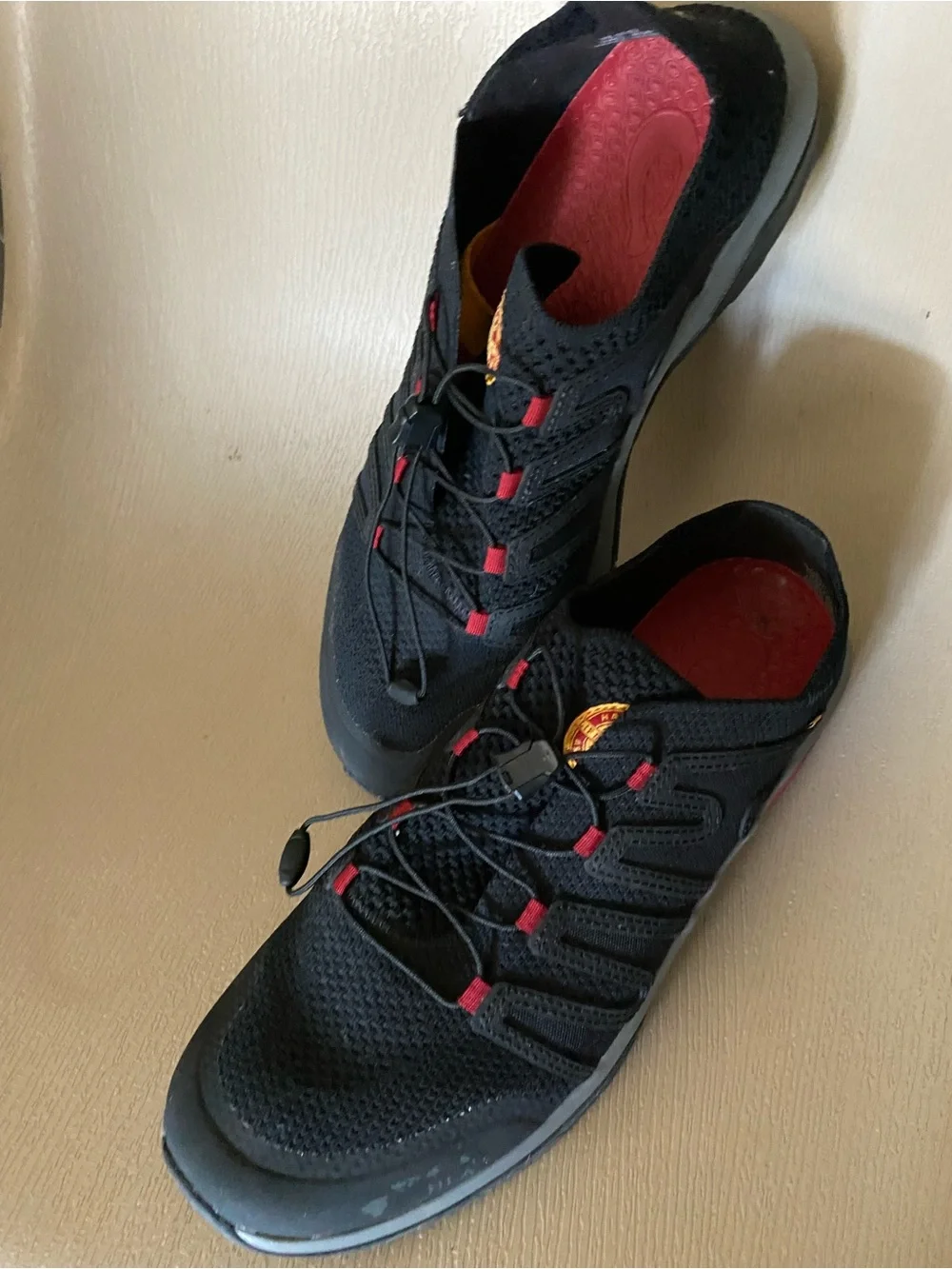 OluKai Imaka Trainer Black/Charcoal shoes men’s size 11
